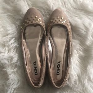 Nude Flats